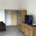 E17 Mit Wintergarten Und Terrasse By Interhome בית נופש *