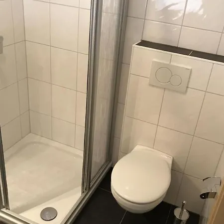 E17 Mit Wintergarten Und Terrasse By Interhome